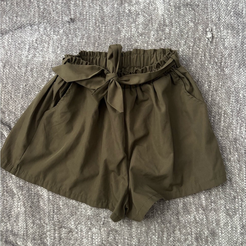 Zaful Olive Green Women's Shorts